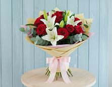 Букет цветов из:  Лилии и Розы #REPLACE_PRED# Ильино-Поляна