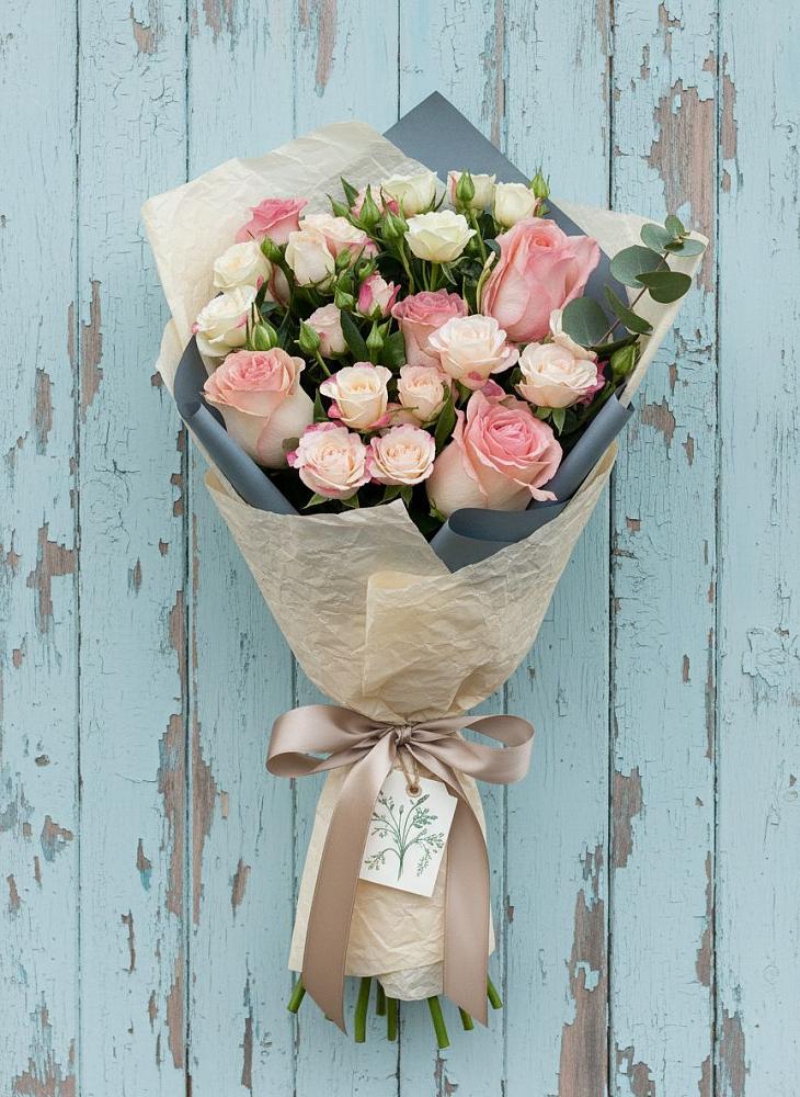 Букет цветов из: Розы в Ильино-Поляна