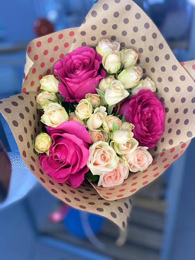 Букет цветов из: Розы в Ильино-Поляна