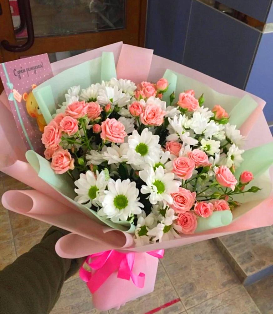 Букет цветов из: Розы и Хризантемы в Ильино-Поляна