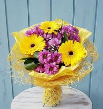 Букет цветов из:  Хризантемы и Герберы в Ильино-Поляна