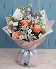 Букет цветов из:  Лизиантусы, Розы, Альстромерии и Гипсофила в Ильино-Поляна