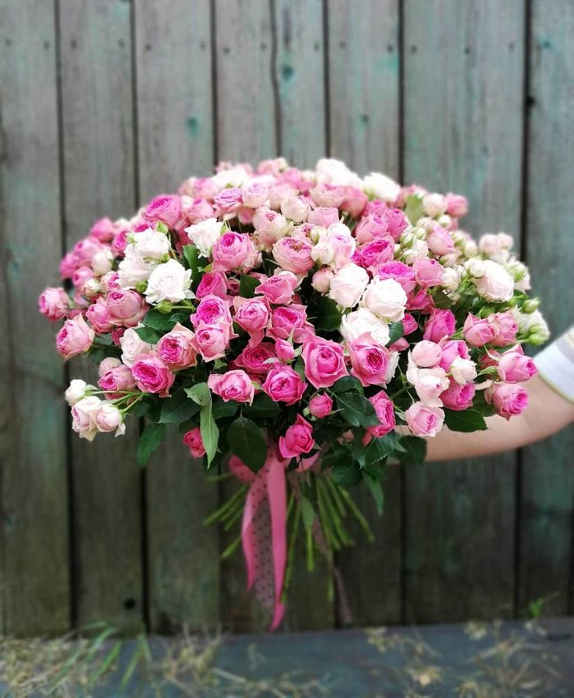 Букет Розовые кустовые розы Натали и Лав Лидия в Ильино-Поляна