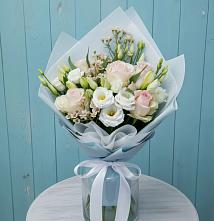 Букет цветов из:  Розы и Лизиантусы в Ильино-Поляна