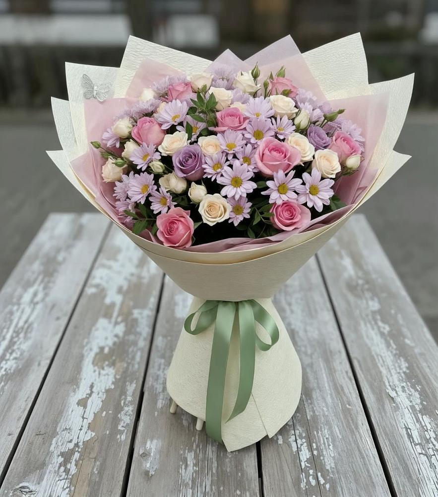 Букет цветов из: Розы и Хризантемы в Ильино-Поляна