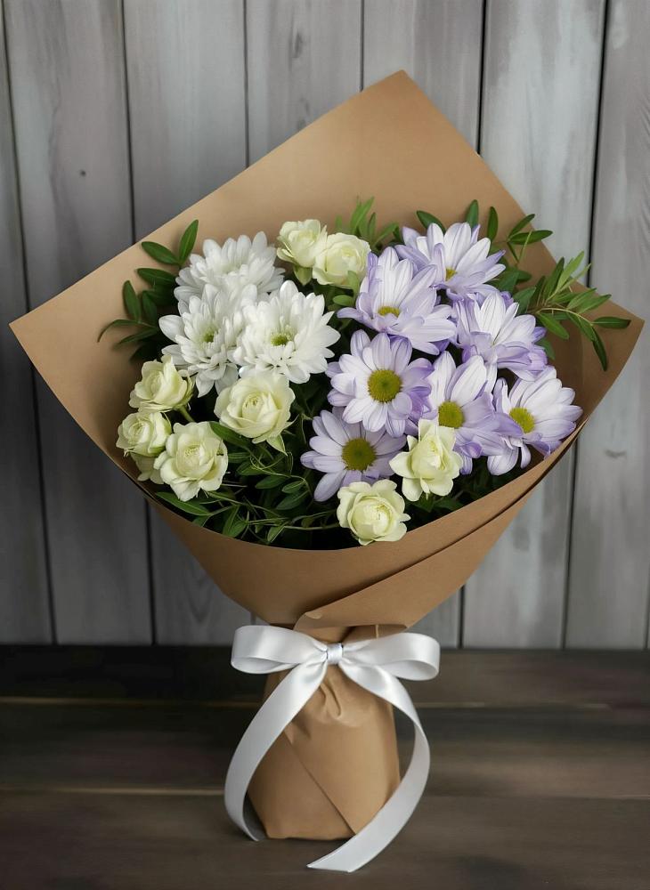 Букет цветов из: Хризантемы и Розы в Ильино-Поляна