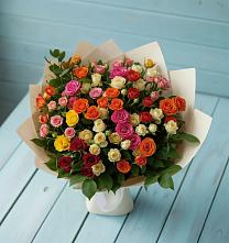 Букет Микс из разноцветных кустовых роз в Ильино-Поляна